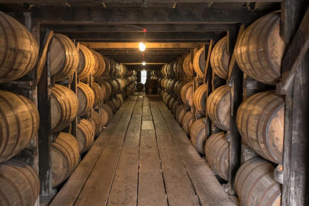 How is Whiskey Aged?